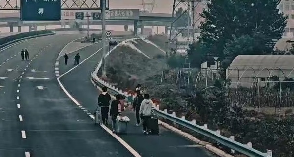 "拉他们我后悔7天，不拉他们我会后悔一辈子"