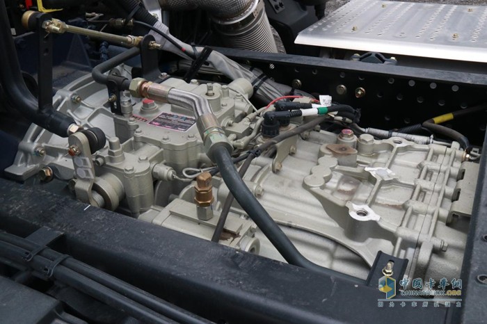 [静态测评]YYDS！ 陕汽德龙X5000L专为煤炭、砂石料运输而生